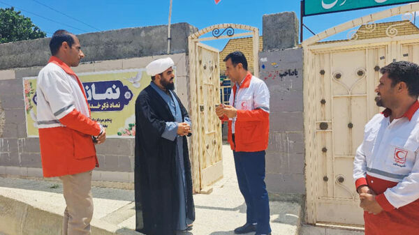  دیدار رئیس و کارکنان جمعیت هلال احمر با امام جمعه مارگون