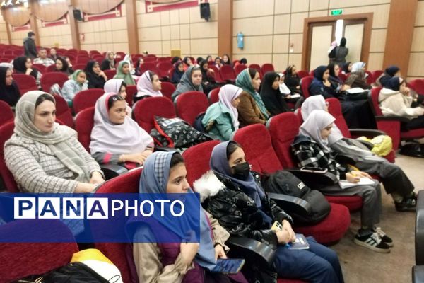 جلسه آموزشی خبرنگاران پانا در اداره رباط‌کریم