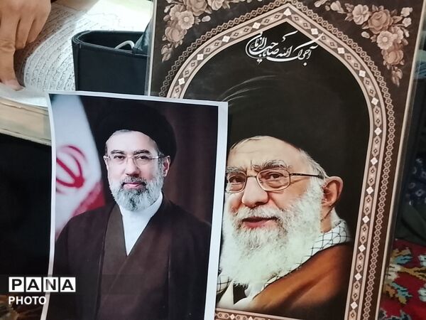 مراسم هفتم شهید یاسر زروندی در مسجد امام حسین (ع) 