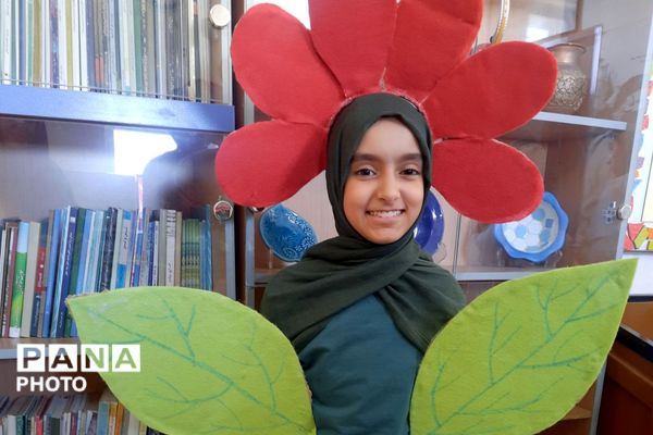 چهل و چهارمین جشنواه فرهنگی و هنری در رشته هنرهای نمایشی در نیشابور