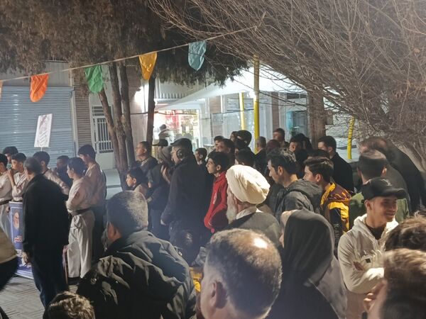 گلبانک الله اکبر در پارک‌کودک خیابان امام شهرستان کاشمر 
