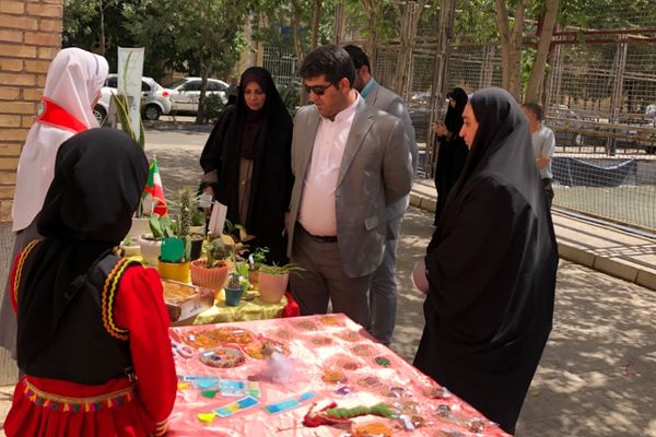اختتامیه طرح ها و برنامه‌های معاونت آموزش ابتدایی در سالن فدک ناحیه دو شهرری 