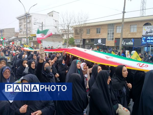 خروش حماسی مردم کردکوی در آیینه‌ شکوه ۲۲ بهمن