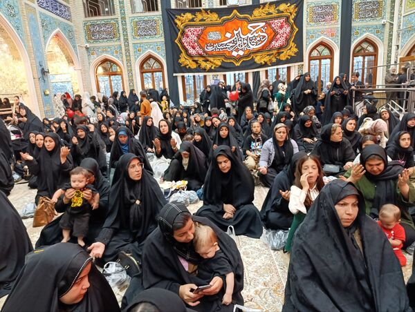 برگزاری مراسم شب سوم عزاداری اباعبدالله(ع) در تکیه ابوالفضلی نیشابور