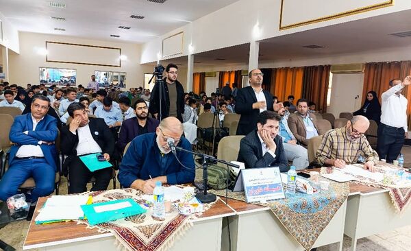 برگزاری چهل‌وسومین جشنواره فرهنگی‌هنری فردا در حمیدیه