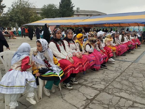 جشنواره بومی محلی روز مازندران در شهرستان میاندورود