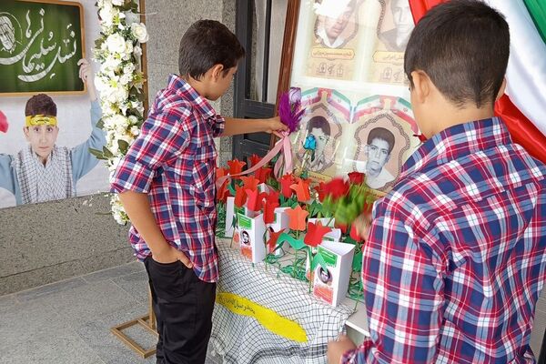 «جشن جوانه‌ها» ویژه دانش آموزان پایه هفتم در مدرسه دانشمند شهرستان پردیس