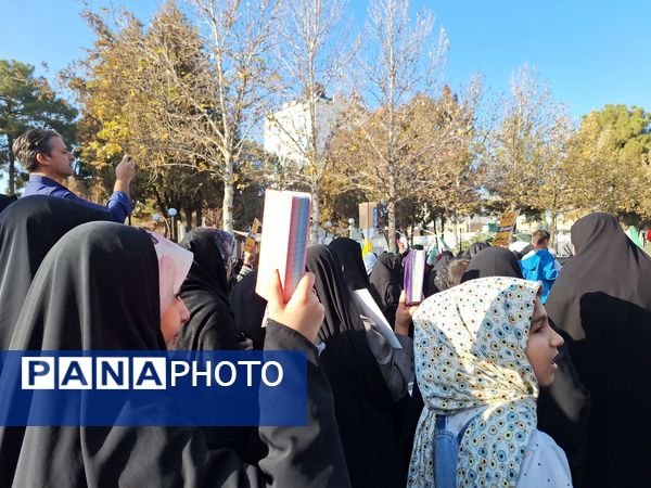 راهپیمایی میثاق با ولایت و محکوم نمودن اغتشاشات گروه های تروریستی در کاشمر