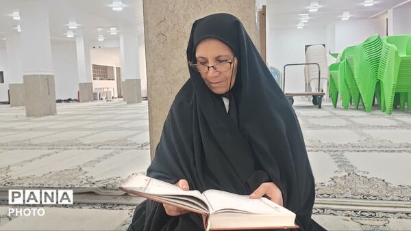 محفل انس با قران در حسینه ثارالله یاسوج 