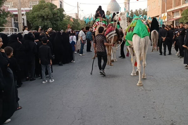 بانگ چاووش محرم و لبیک یاحسین در شهر بهمن