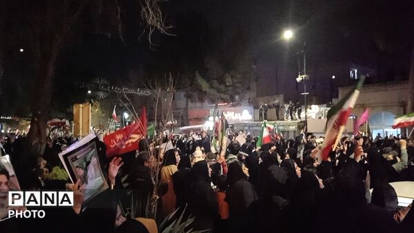خروش مردم بصیر و عزادار شهرستان نیشابور در چهارمین روز از عزای سالار شهیدان انقلاب اسلامی 