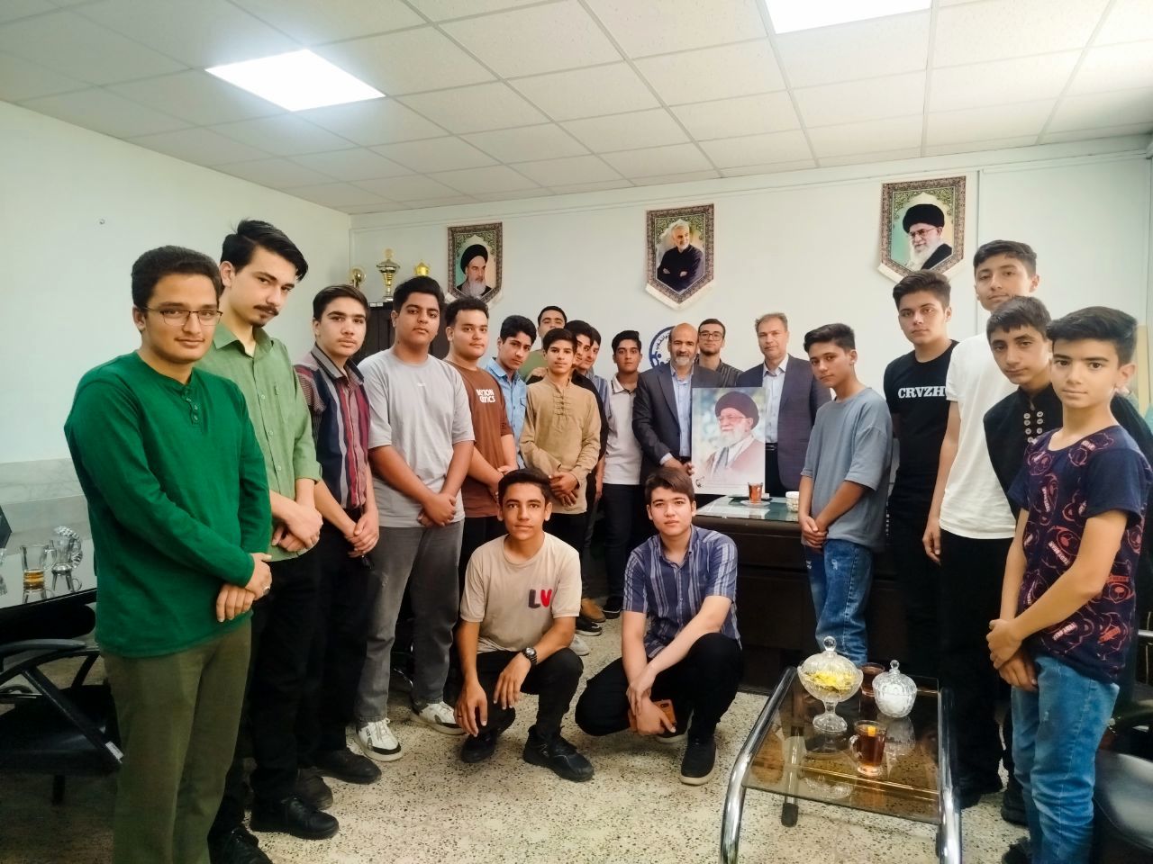 دیدار روسای انجمن اسلامی مدارس شهرستان کاشمر با معاون پرورشی و تربیت بدنی کاشمر