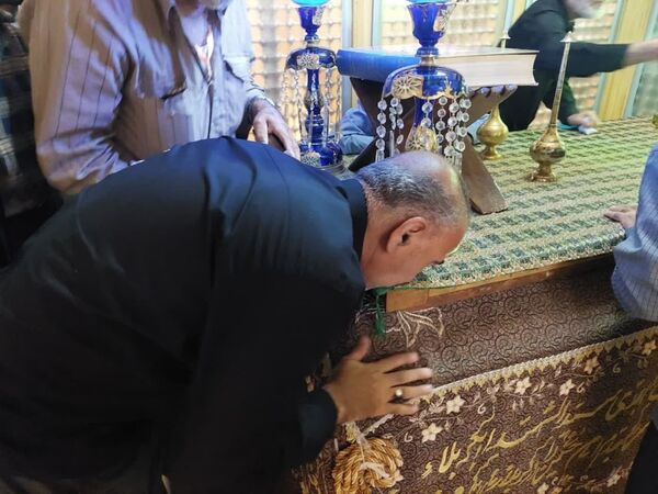 مراسم غبار روبی و زیارت ضریح مطهر سلطانعلی ابن امام محمد باقر (ع) در کربلای ایران 