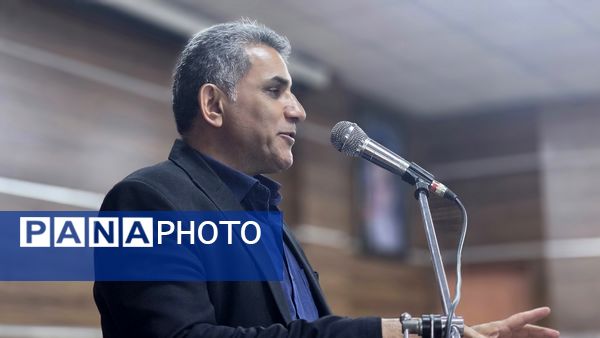 جلسه فصلی مدیران مدارس ابتدایی قائمشهر