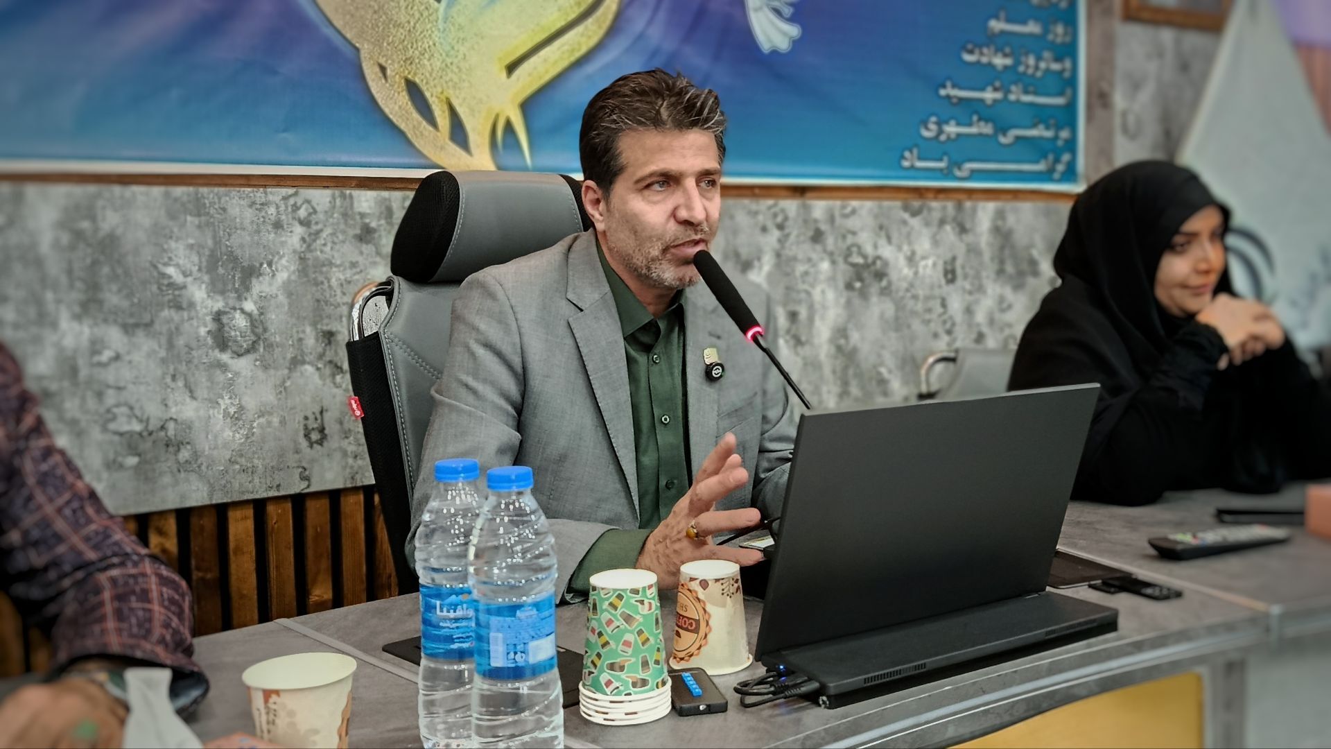 روابط عمومی «آچارفرانسه» نیست؛ راهبرِ اطلاع‌رسانی است