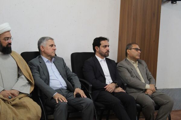 دیدار مدیران اجرایی مازندران با نماینده ولی‌ فقیه