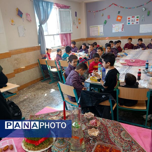 برگزاری نمایشگاه آداب و رسوم اقوام مختلف ایرانی به‌ مناسبت عید نوروز در آموزشگاه شهید نوروزعلی حسینی  