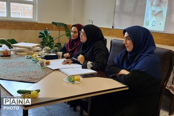 مانور بازگشایی دبیرستان نمونه دولتی ولایت با تشکیل نخستین جلسه شورای دبیران