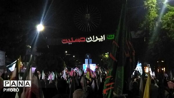 دختران نیشابوری در صف اول تجمعات-۲