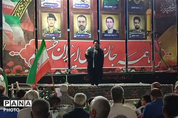 شبِ خروش؛ فریادِ اقتدار، مردم شهر بن همچنان در خیابان‌ها