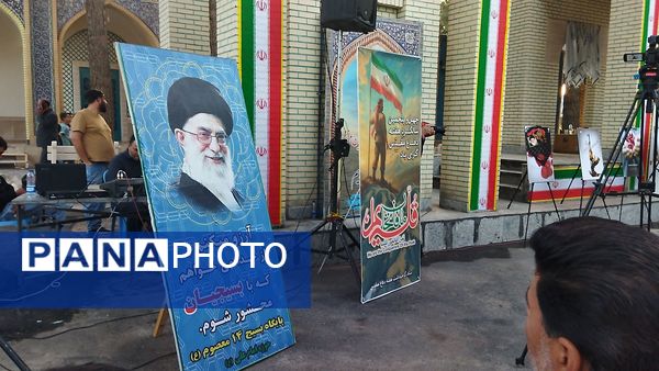 غبارروبی مزار شهدا توسط مسئولین شهرستان نیشابور انجام شد 