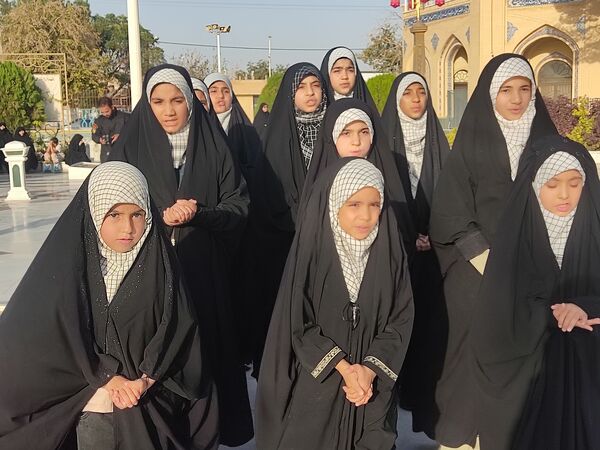 ویژه برنامه میهمانی لاله‌ها در آرامگاه شهید مدرس