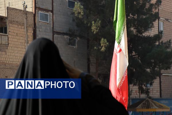 صبحگاه مدرسه شیخ مفید پاکدشت