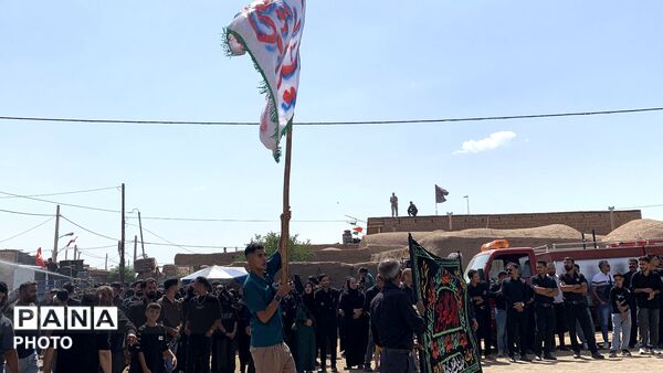 مراسم تاسوعای حسینی در روستای حصارسرخ