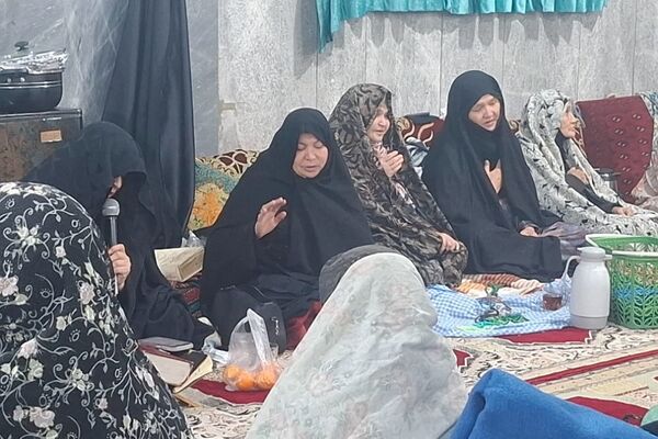 مراسم اعتکاف در مسجد امام حسین(ع) ناحیه یک شهرری