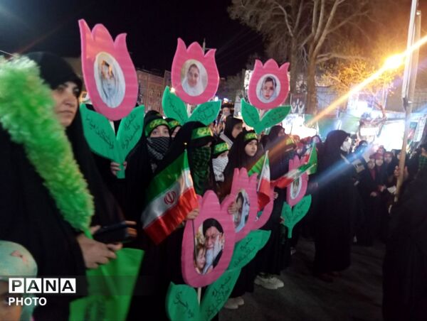اجتماع باشکوه دختران و بانوان شهرستان قروه 