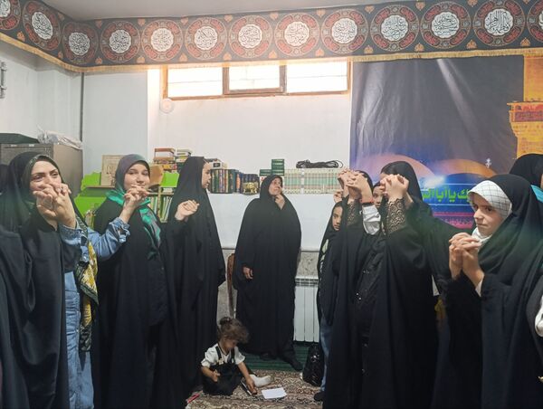 پاتوق مروارید در حسینیه ابوطالب (ع)