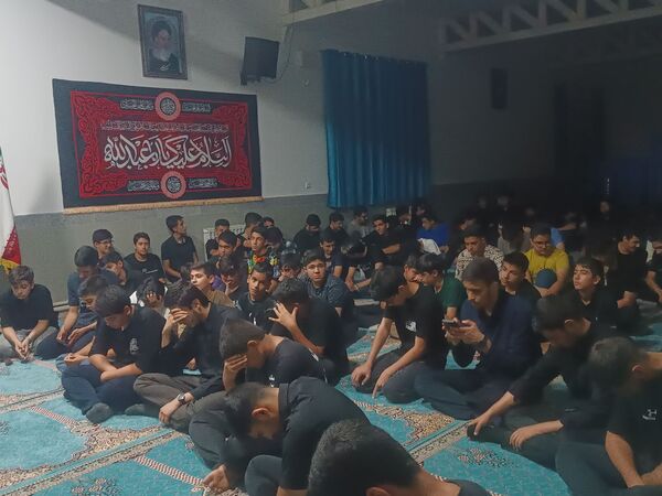 عزاداری دهه اول صفر در دبیرستان شهید بهشتی نیشابور 
