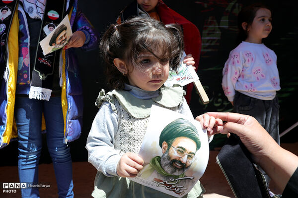 ایستگاه فرهنگی و تربیتی پیشتازان فتح سازمان دانش‌آموزی جمهوری اسلامی ایران در اربعین رهبر شهید