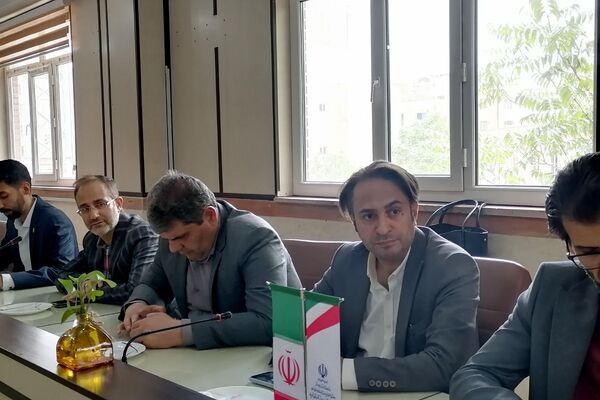 نشست فعالین پانا شهریار با مدیر جدید اداره آموزش و پرورش