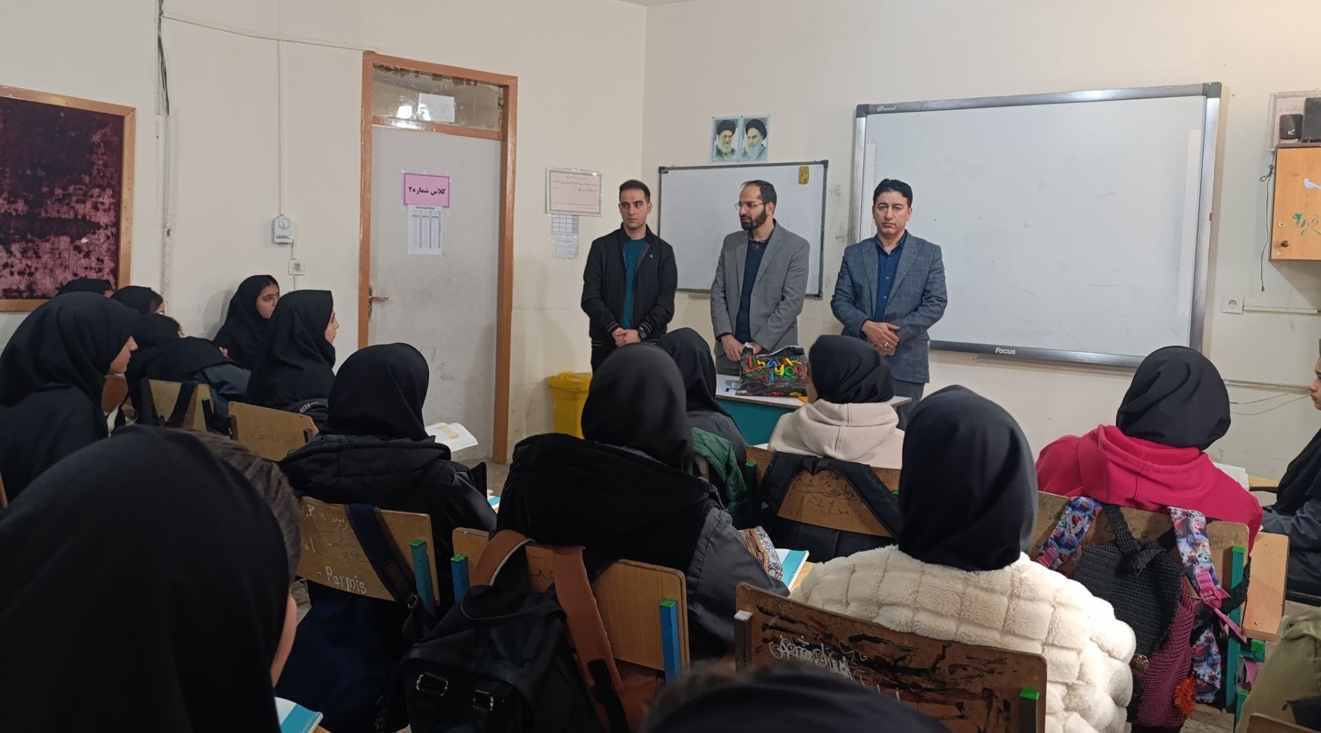 تدوین و اجرای فوری نتایج بازدیدهای میدانی، تحول کیفی مدارس کوهدشت را رقم خواهد زد