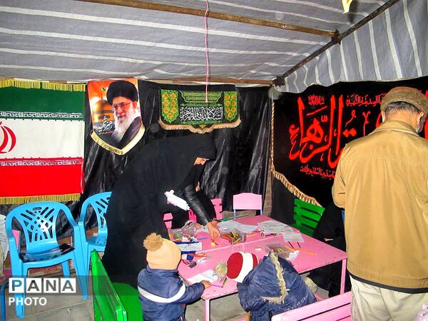 رژه باشکوه خودروها در شهرکرد نماد اتحاد مردم 