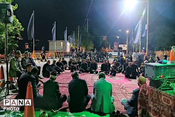 هیئت زنجیر زنی در هشتمین شب از ماه محرم الحرام در حسینیه شهدای شهر بار
