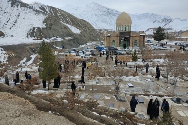 مراسم چراغ برات  آیین سنتی در شهر بار 