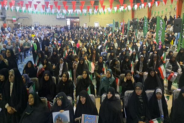  آیین بزرگداشت رهبر معظم انقلاب و یادواره شهدا و جانفدایان‌