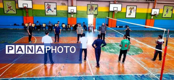 برگزاری دوره‌های توانمندسازی مربیان تربیت‌بدنی در جهت ارتقا سطح کیفی آموزش و پرورش منطقه 14