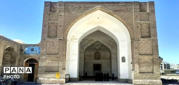 تربت‌ حیدریه؛ تلاقی تاریخ، طبیعت و عطر زعفران