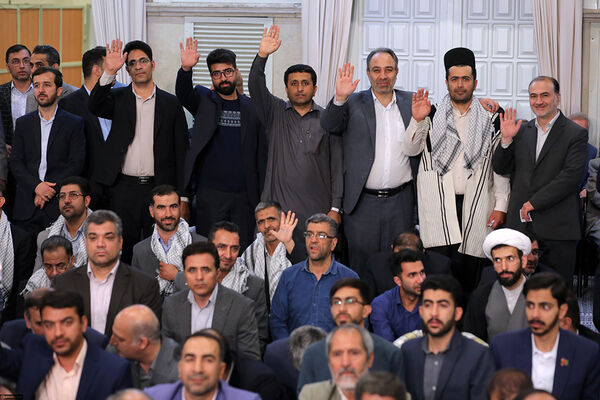 دیدار جمعی از معلمان و فرهنگیان با رهبر معظم انقلاب