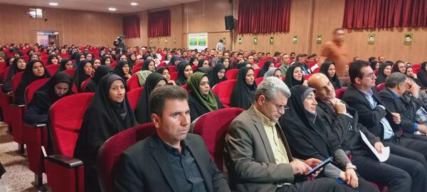 همایش تجلیل از مهارت آموزان ماده 28 