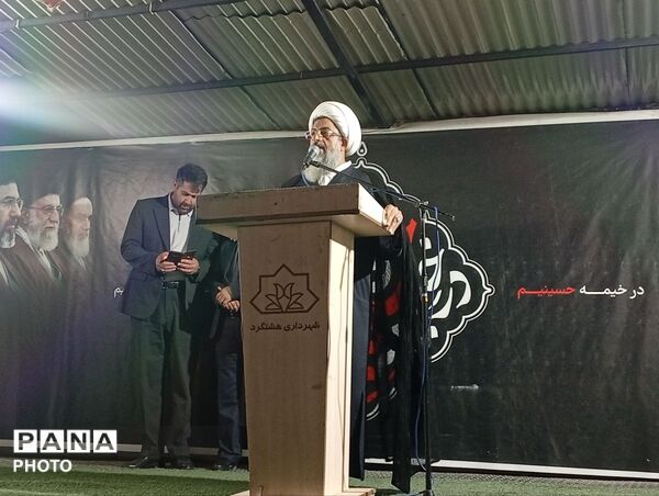 هم‌نوایی دانش‌آموزان پیشتاز ساوجبلاغ در تجمعات شبانه