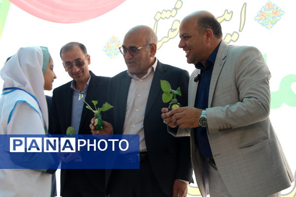 افتتاحیه سفیران سلامت در دبستان نیک اندیشان