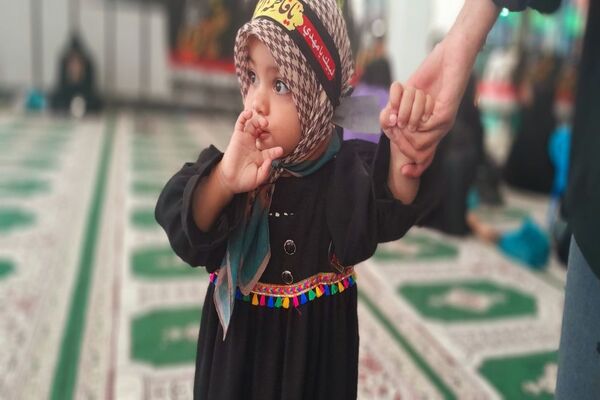 مراسم شیرخوارگان حسینی در شهرستان لنده