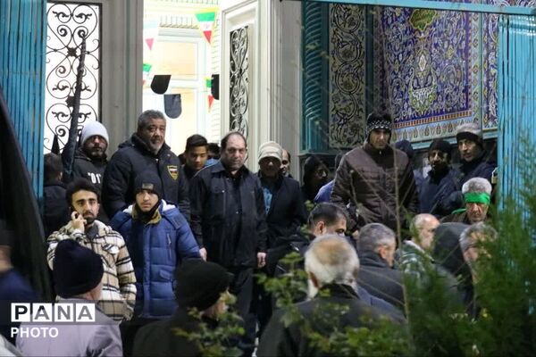 بی تابی مردم چهاردانگه در غم هجران رهبر انقلاب