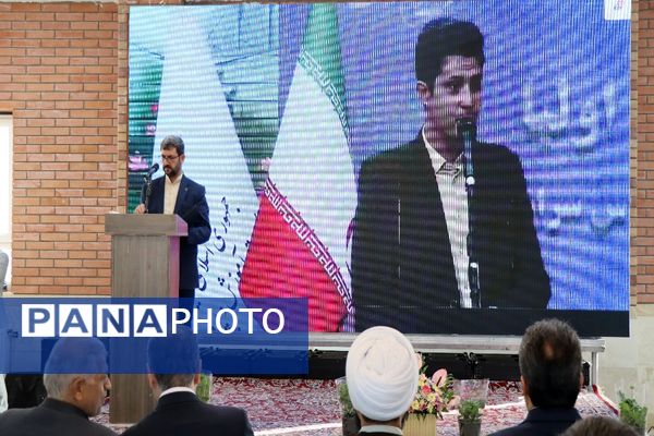 یک خشت هزار امید