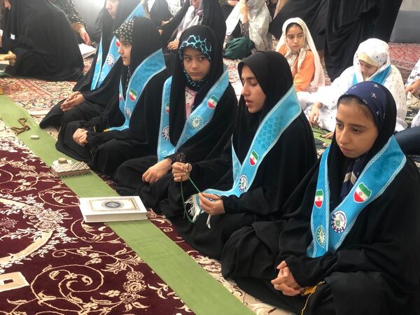حضور دانش‌آموزان پیشتاز در اعتکاف دانش‌آموزی