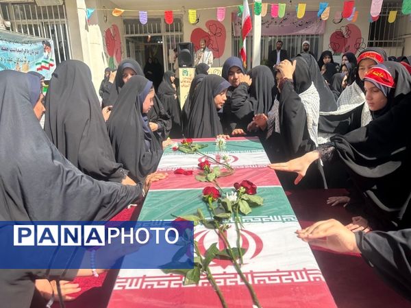 افتتاح وتشکیل سنگر رفافت در دبیرستان دخترانه امام حسین (ع) واحد۳